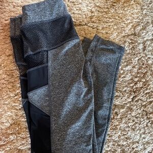 Women’s  workout leggings